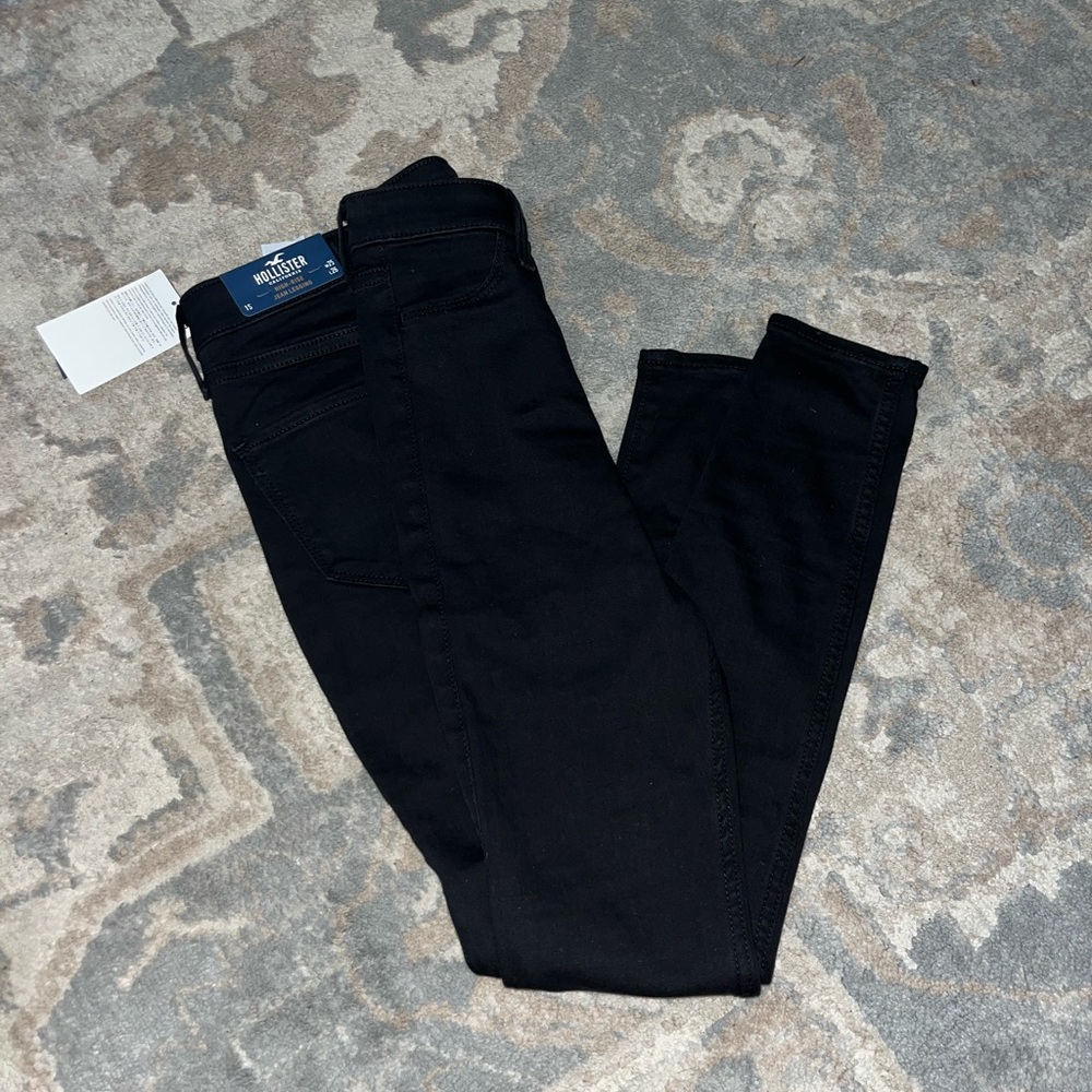 Hollister skinny jeans